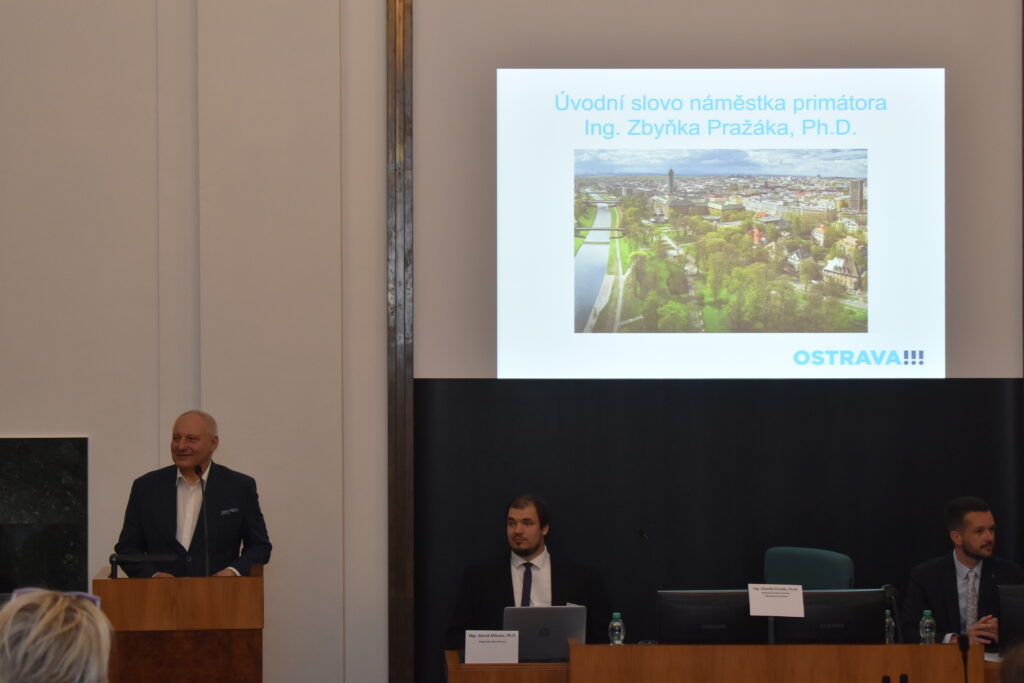 Náměstek primátora Zbyněk Pražák zahájil konferenci