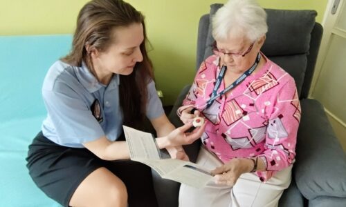 Ostravští strážníci se zaměřují na ochranu seniorů. Foto: MPO